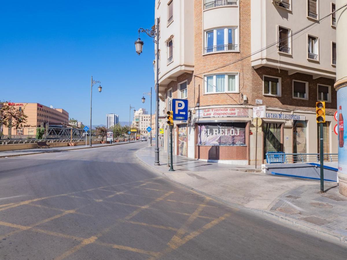 Cubo'S Apartamento Atocha With Optional Parking Málaga Eksteriør billede