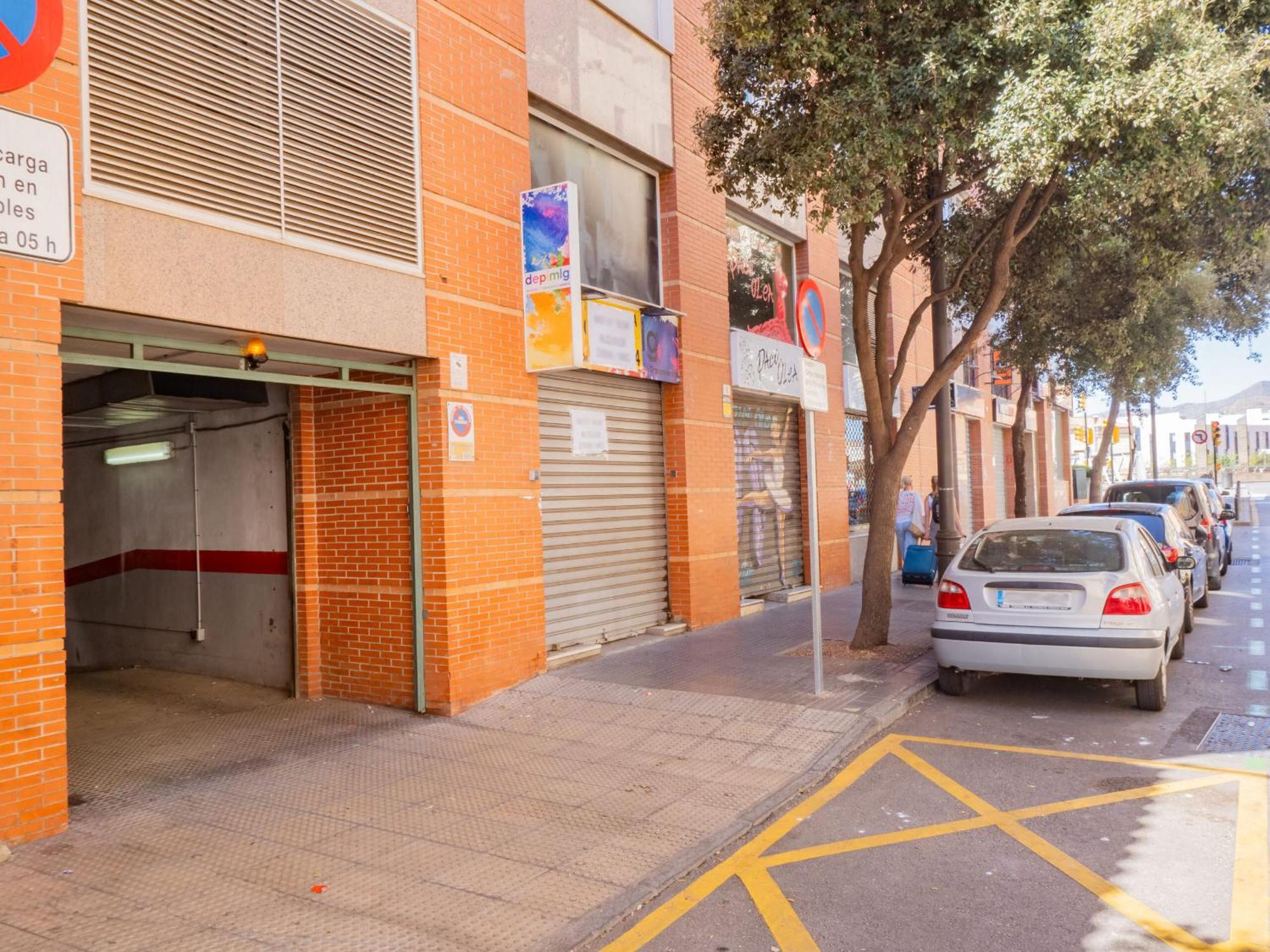 Cubo'S Apartamento Atocha With Optional Parking Málaga Eksteriør billede